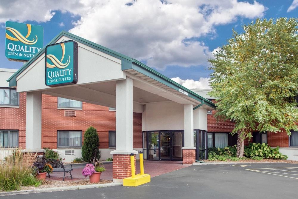 Quality Inn & Suites Downtown Green Bay Exteriör bild
