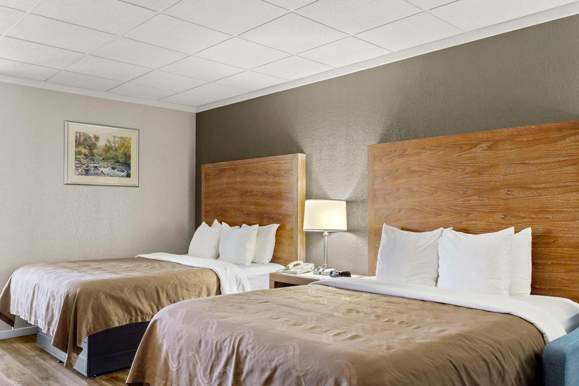 Quality Inn & Suites Downtown Green Bay Exteriör bild